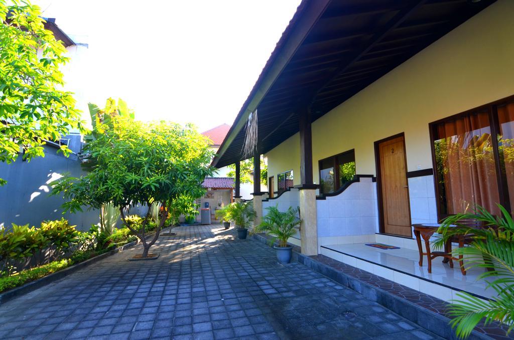 Arik Homestay Canggu Eksteriør bilde